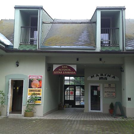 Penzion Marina Pri Slovenskej Restauracii Brezno Eksteriør billede