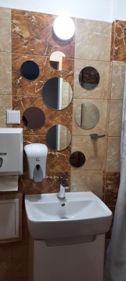 Penzion Marina Pri Slovenskej Restauracii Brezno Eksteriør billede